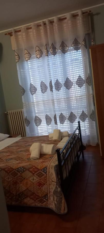 Orchidea 1 Hotel Peschiera del Garda Bagian luar foto